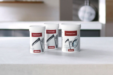 Выгодное предложение: 3 средства по уходу за техникой Miele!