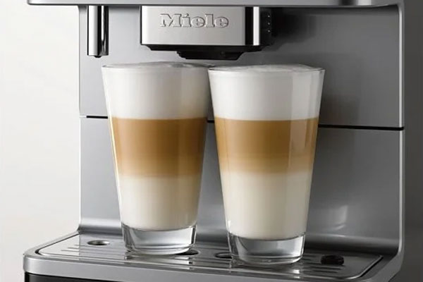 Зачем чистить трубки для подачи молока в кофемашине? Зачем чистить трубки для подачи молока в кофемашине?