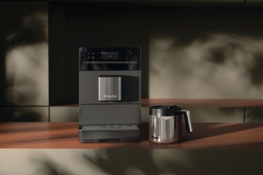 Вкус любимого кофе изменился? Почистите кофемашину!